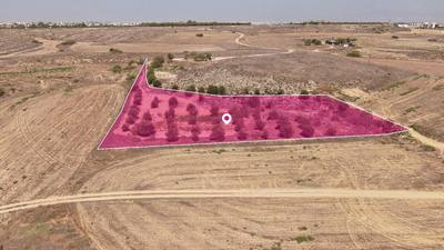 Residential field in Geri Nicosia thumbnail 2