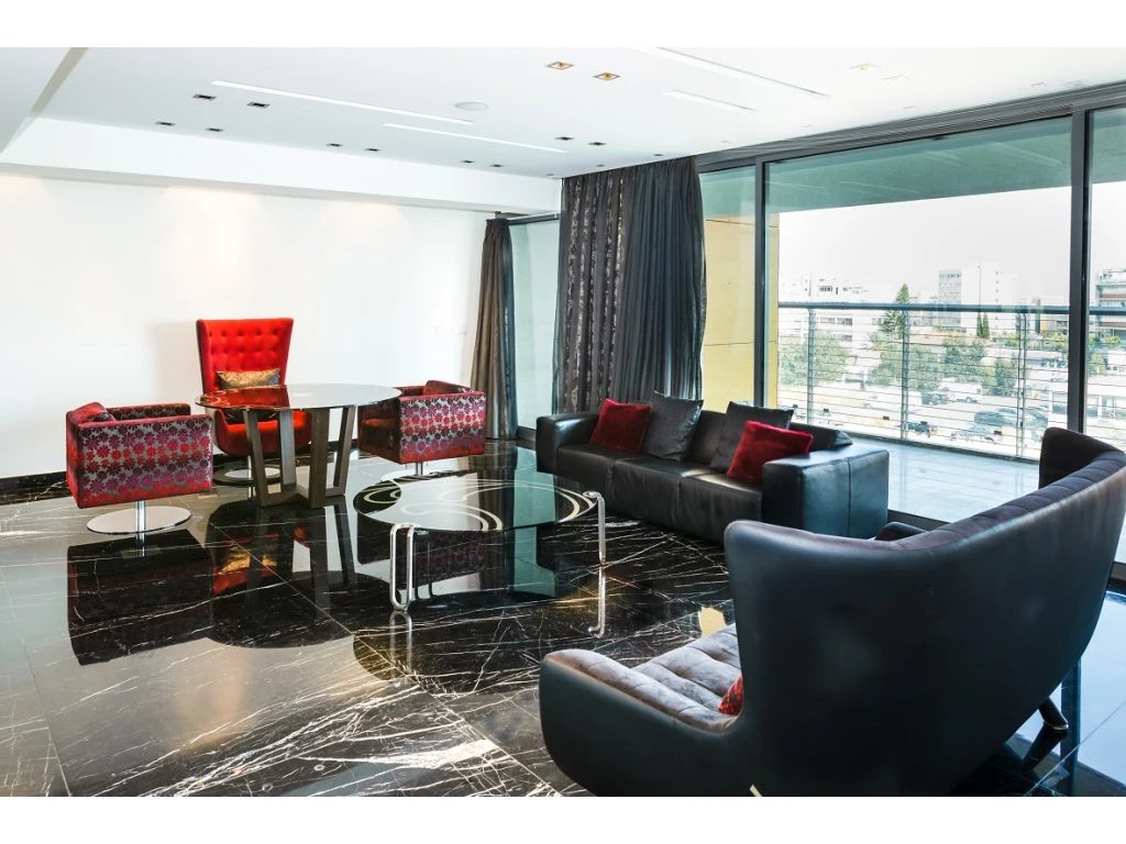 4 BR Penthouse in Neapolis, Limassol photo 1
