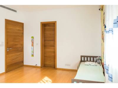 4 BR Penthouse in Neapolis, Limassol thumbnail 8