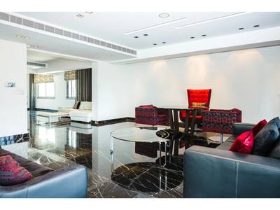 4 BR Penthouse in Neapolis, Limassol thumbnail 4