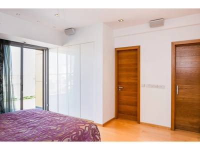 4 BR Penthouse in Neapolis, Limassol thumbnail 6
