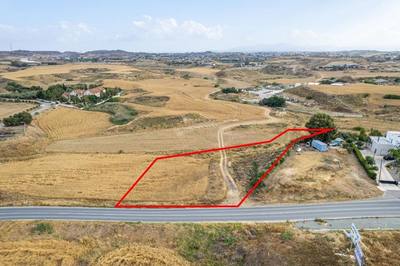 Residential field in Lakatamia, Nicosia thumbnail 3