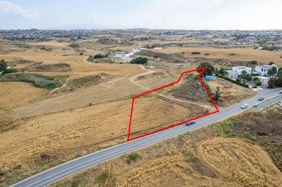 Residential field in Lakatamia, Nicosia thumbnail 2