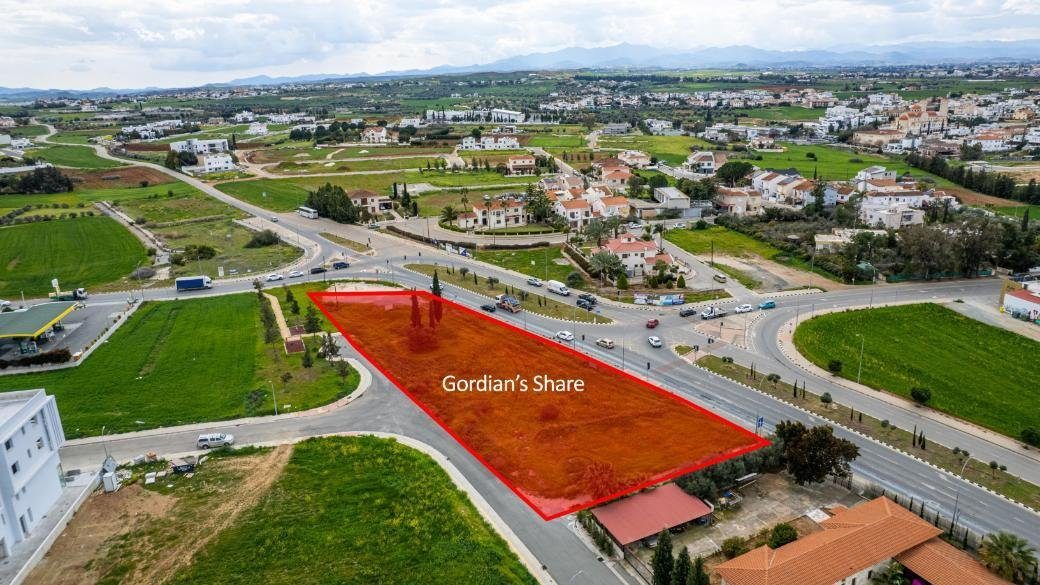 Shared commercial field in Lakatamia, Nicosia photo 5