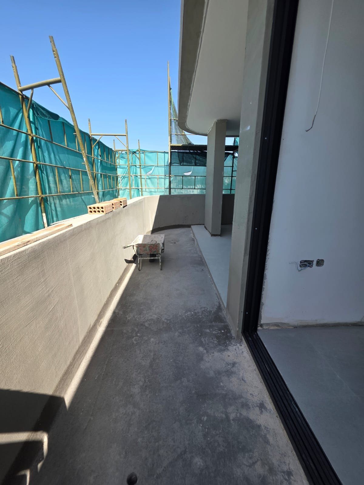 3 BR Penthouse in Universal, Paphos photo 7