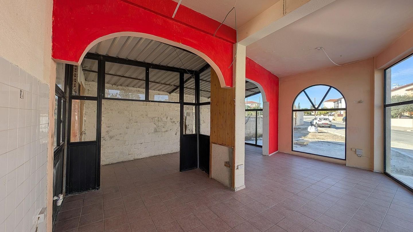 Building with two shops located in  Anafotida, Larnaca photo 10