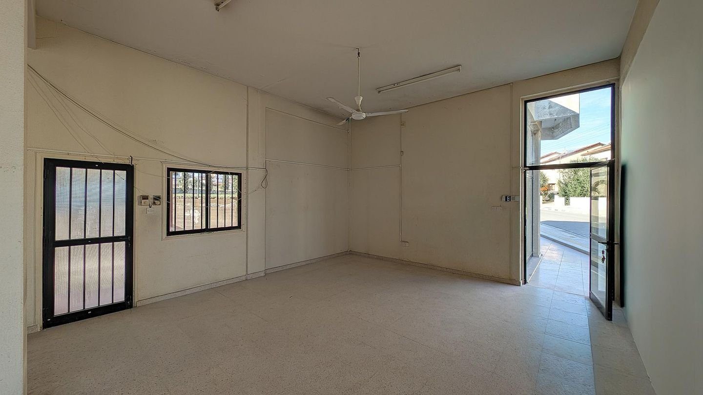 Building with two shops located in  Anafotida, Larnaca photo 19