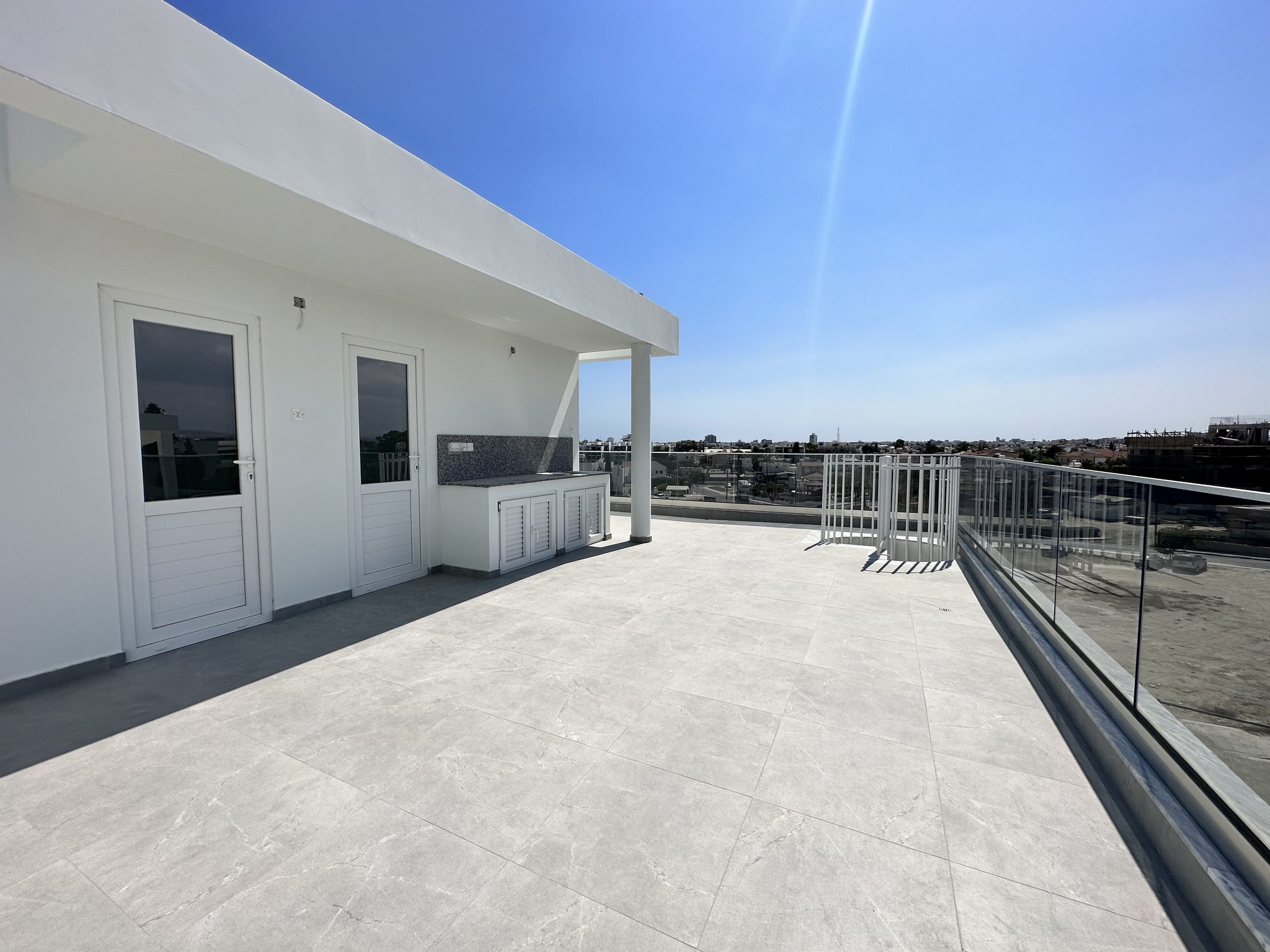 4 BR Penthouse in Chrysopolitissa, Larnaca photo 8