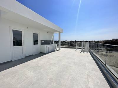 4 BR Penthouse in Chrysopolitissa, Larnaca thumbnail 8