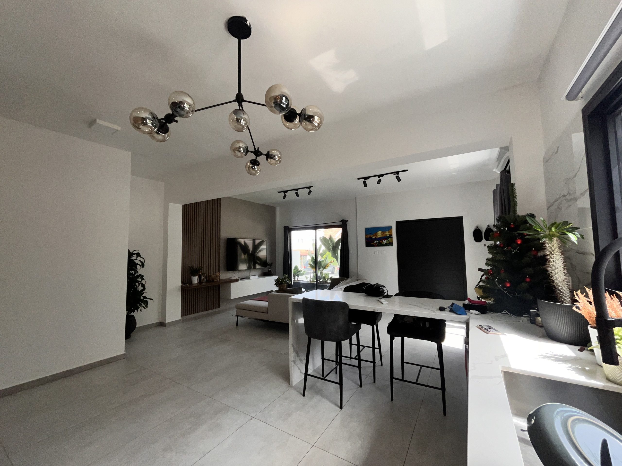 2 BR Ground Apartment in Katholiki, Limassol photo 4