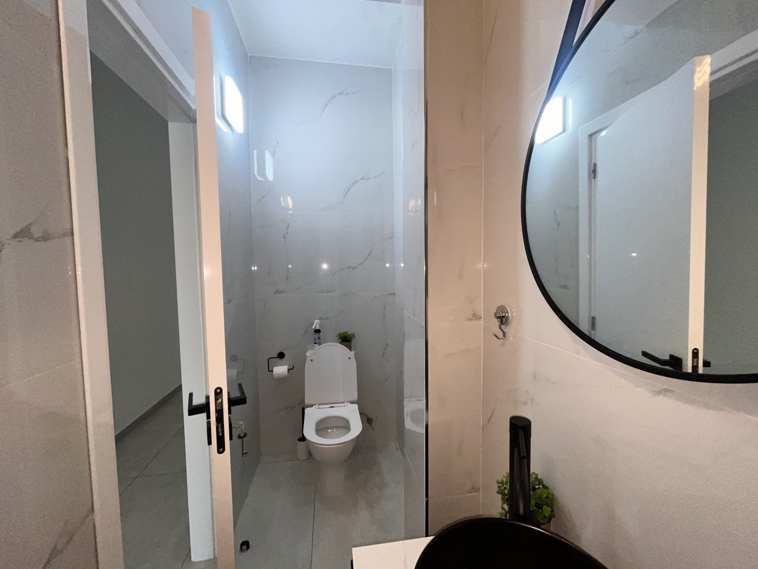 2 BR Ground Apartment in Katholiki, Limassol photo 10
