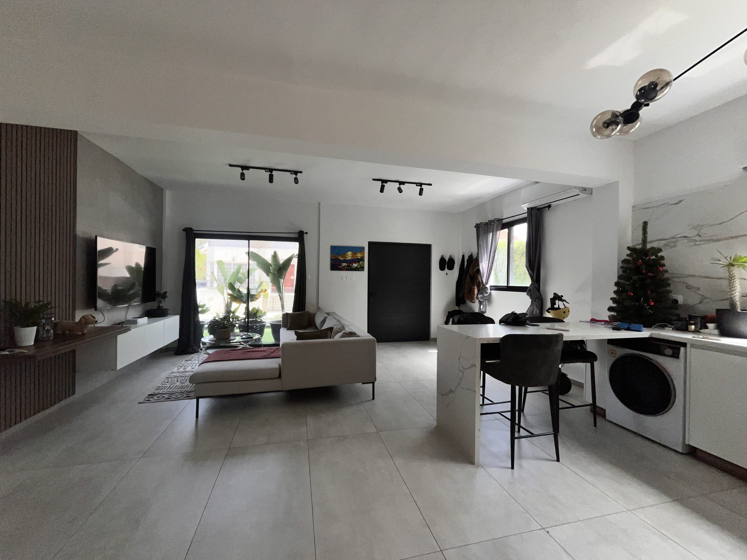 2 BR Ground Apartment in Katholiki, Limassol photo 5