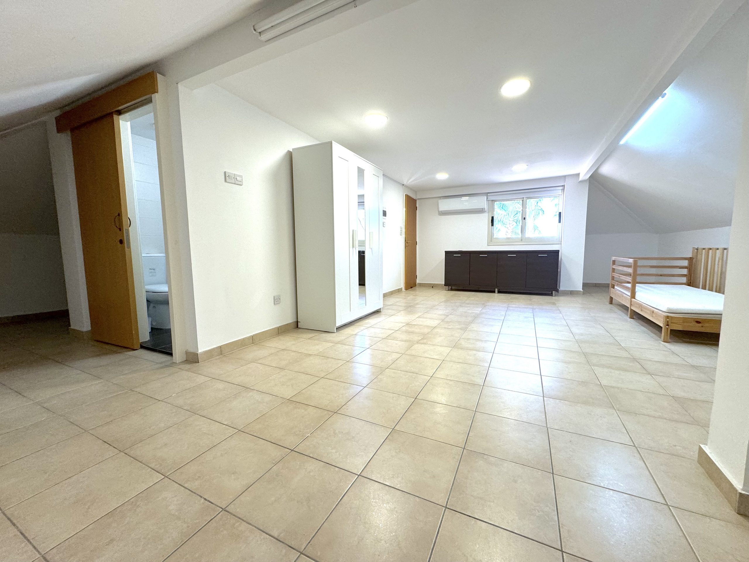 5 BR Villa in Limassol, Germasogeia photo 12