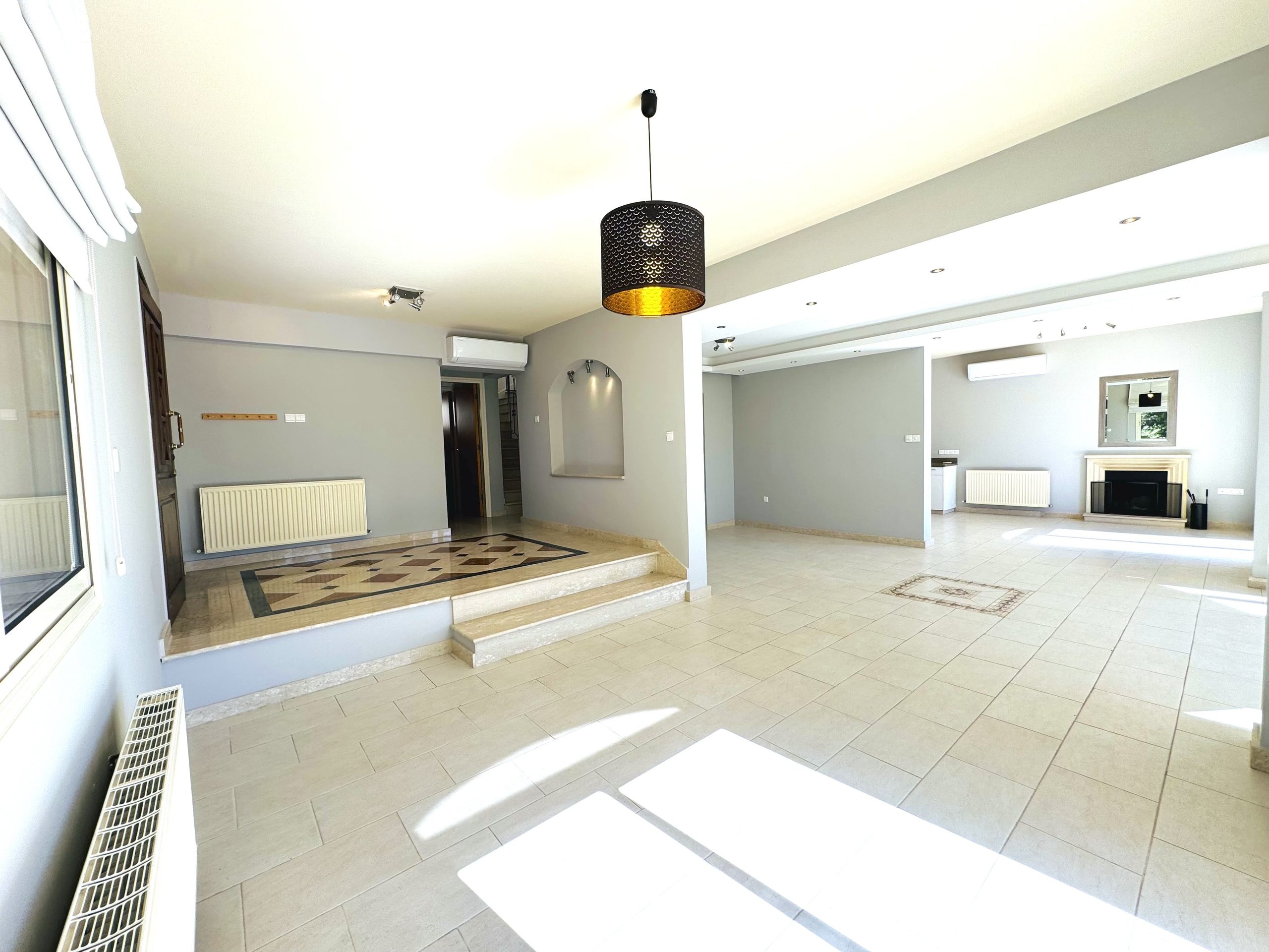 5 BR Villa in Limassol, Germasogeia photo 8