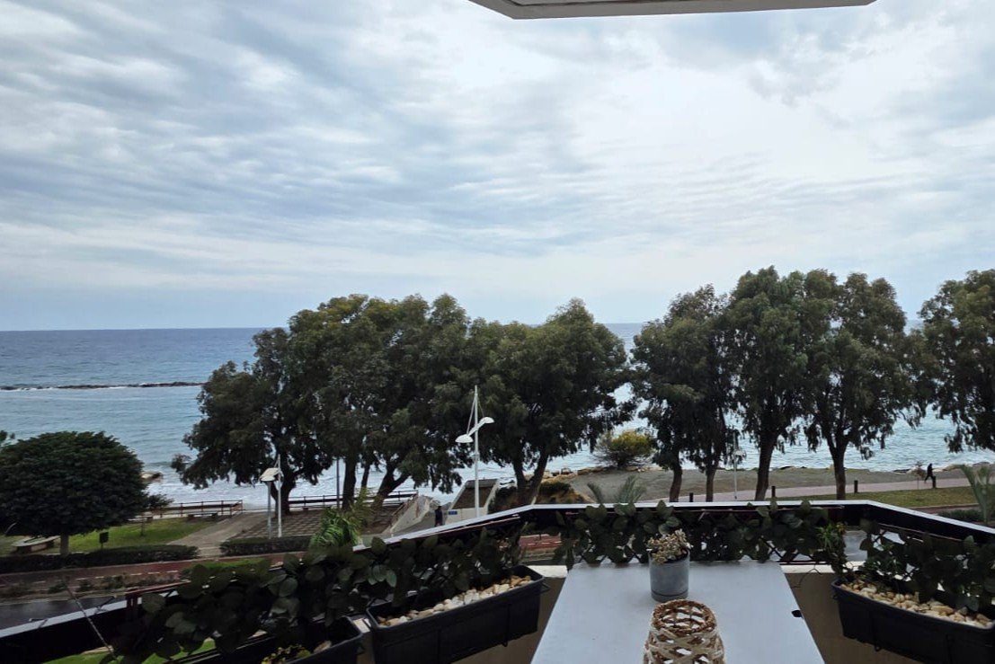 3 BR Apartment in Neapolis, Limassol photo 9