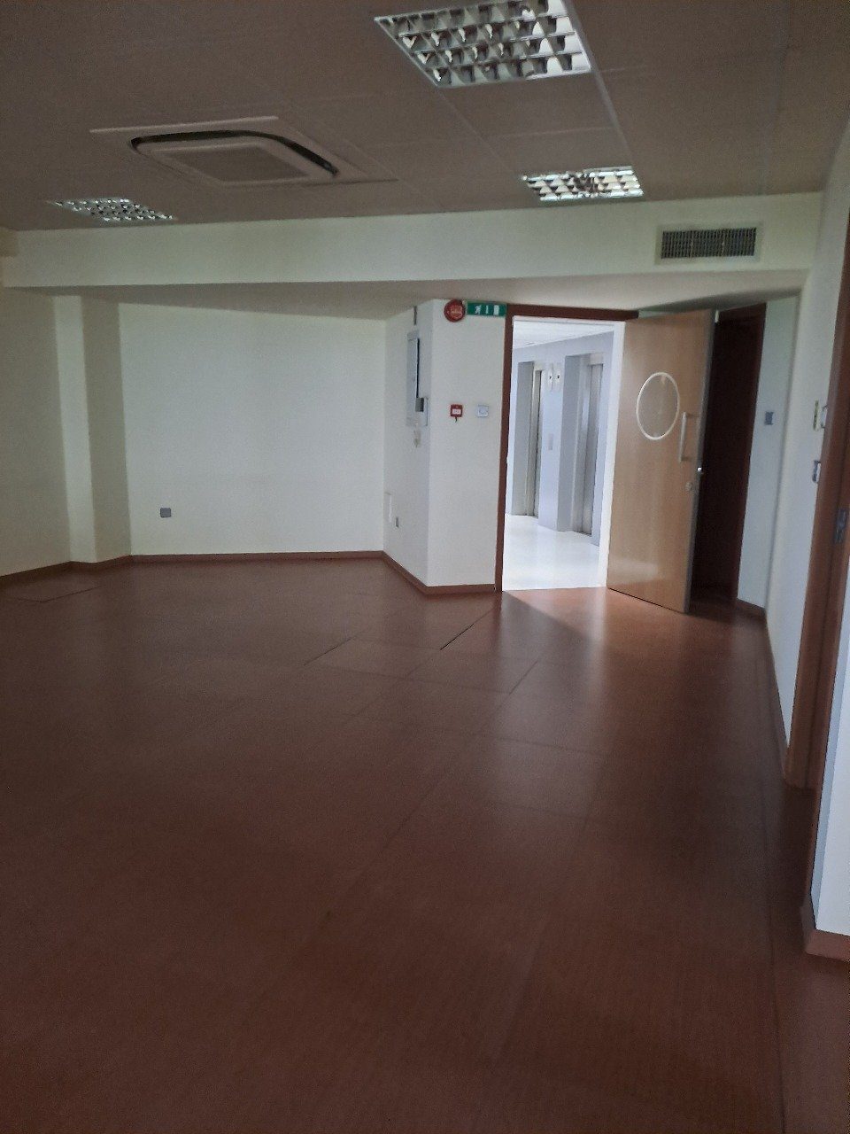 Office in Neapolis, Limassol photo 4