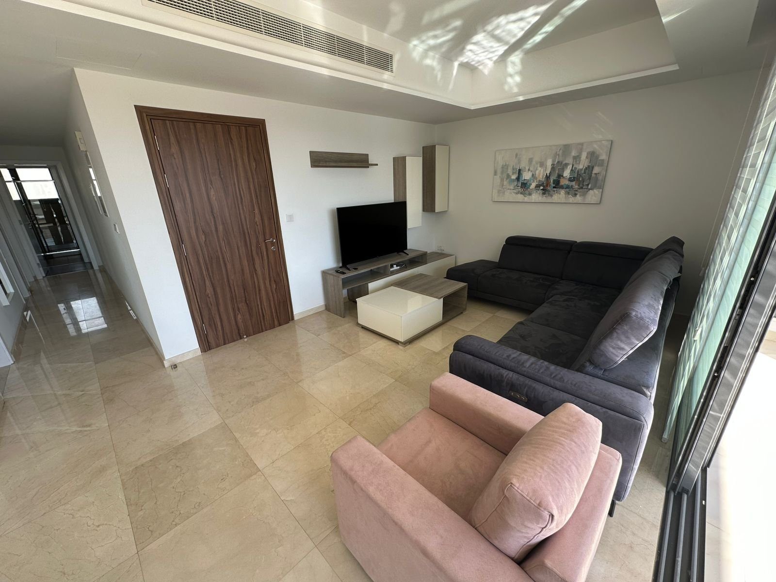 3 BR Apartment in Neapolis, Limassol — photo 2