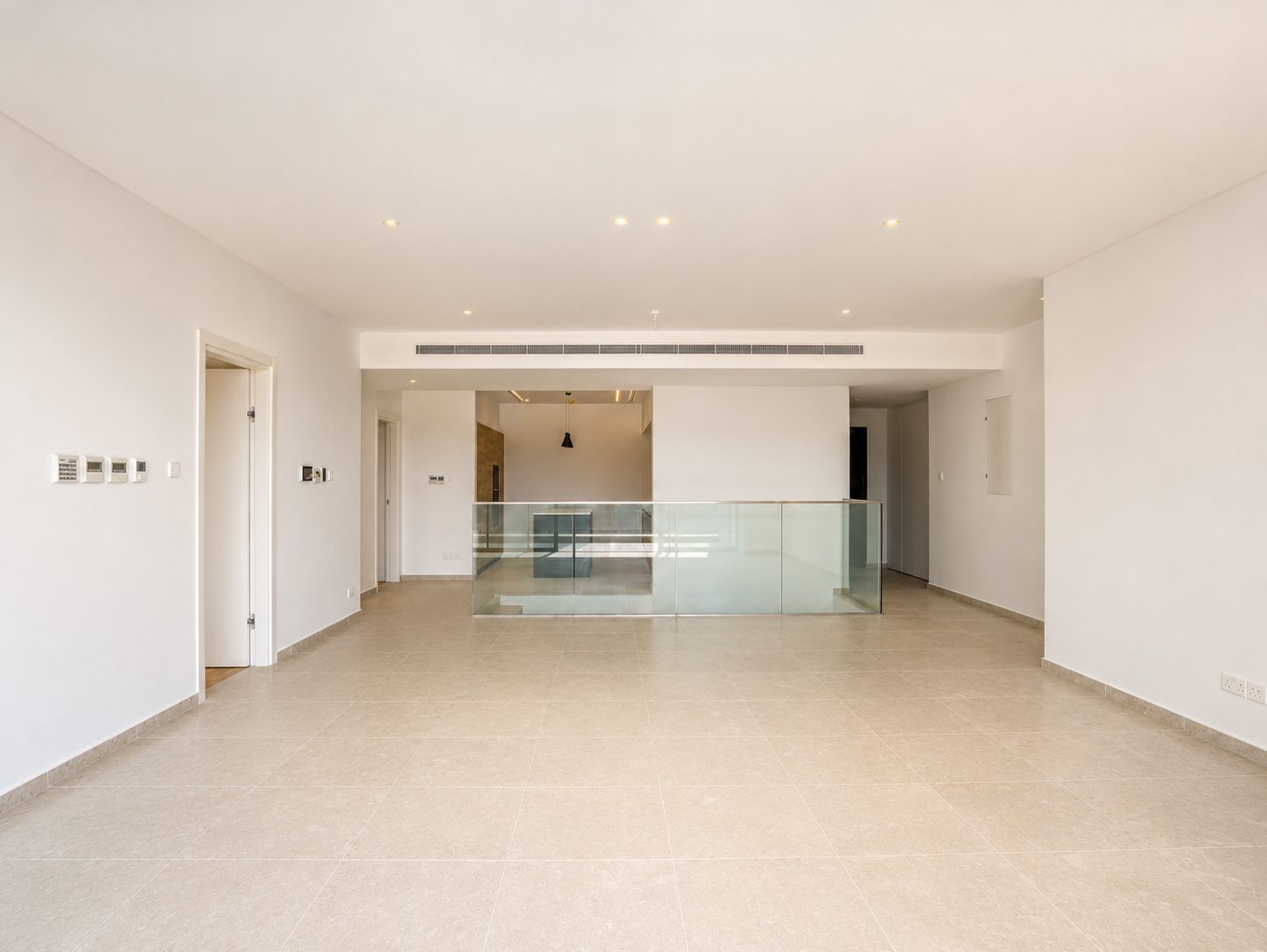 2 BR Duplex with Sea View in Agios Tychonas, Limassol photo 4
