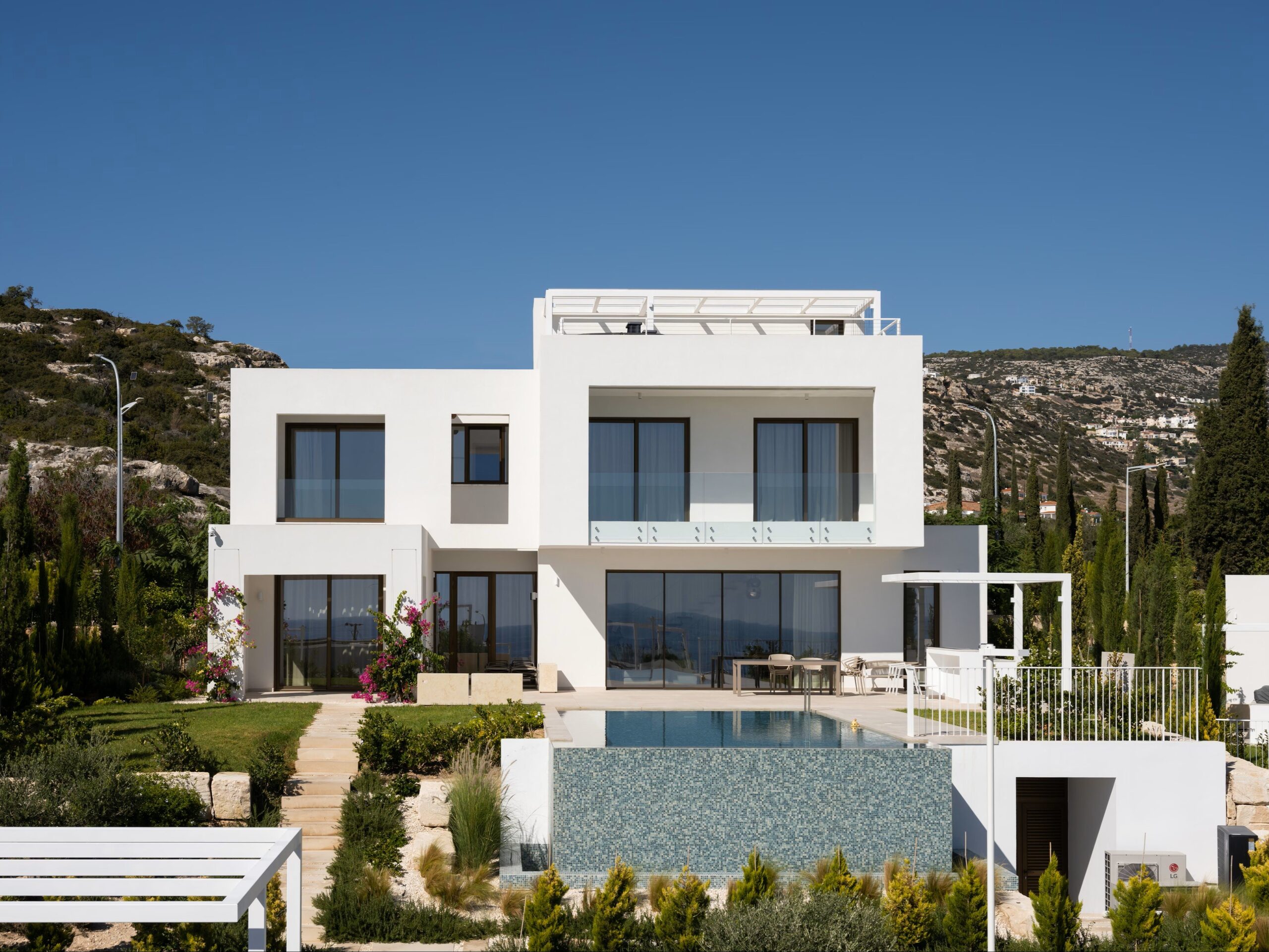 5 BR Villa in Pegeia, Paphos photo 1