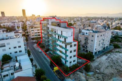 Residential building blocks in Agioi Konstantinou & Elenis, Nicosia thumbnail 2