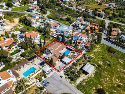3 bedroom house in Tala, Paphos thumbnail 3