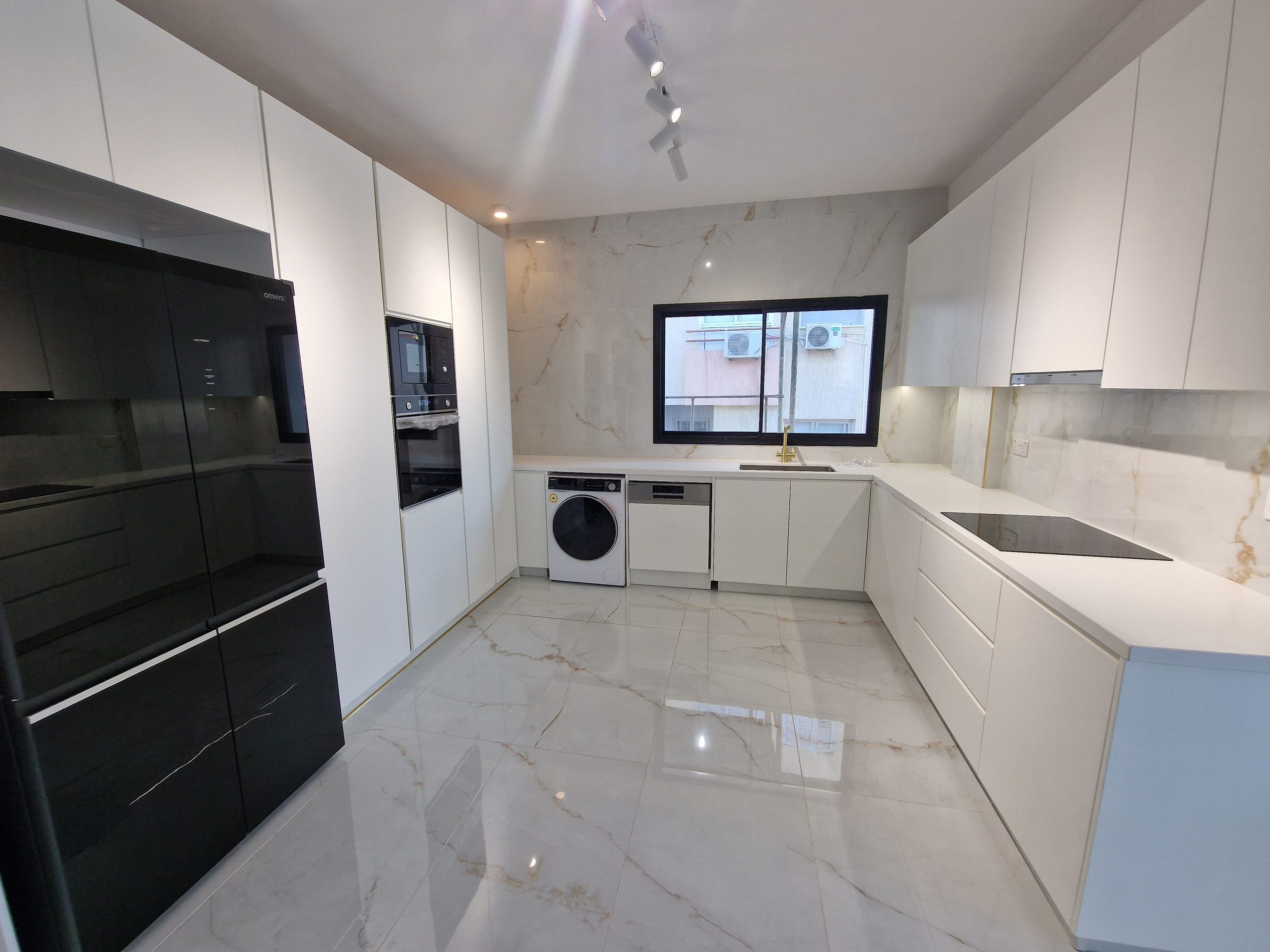 Property in Limassol photo 2