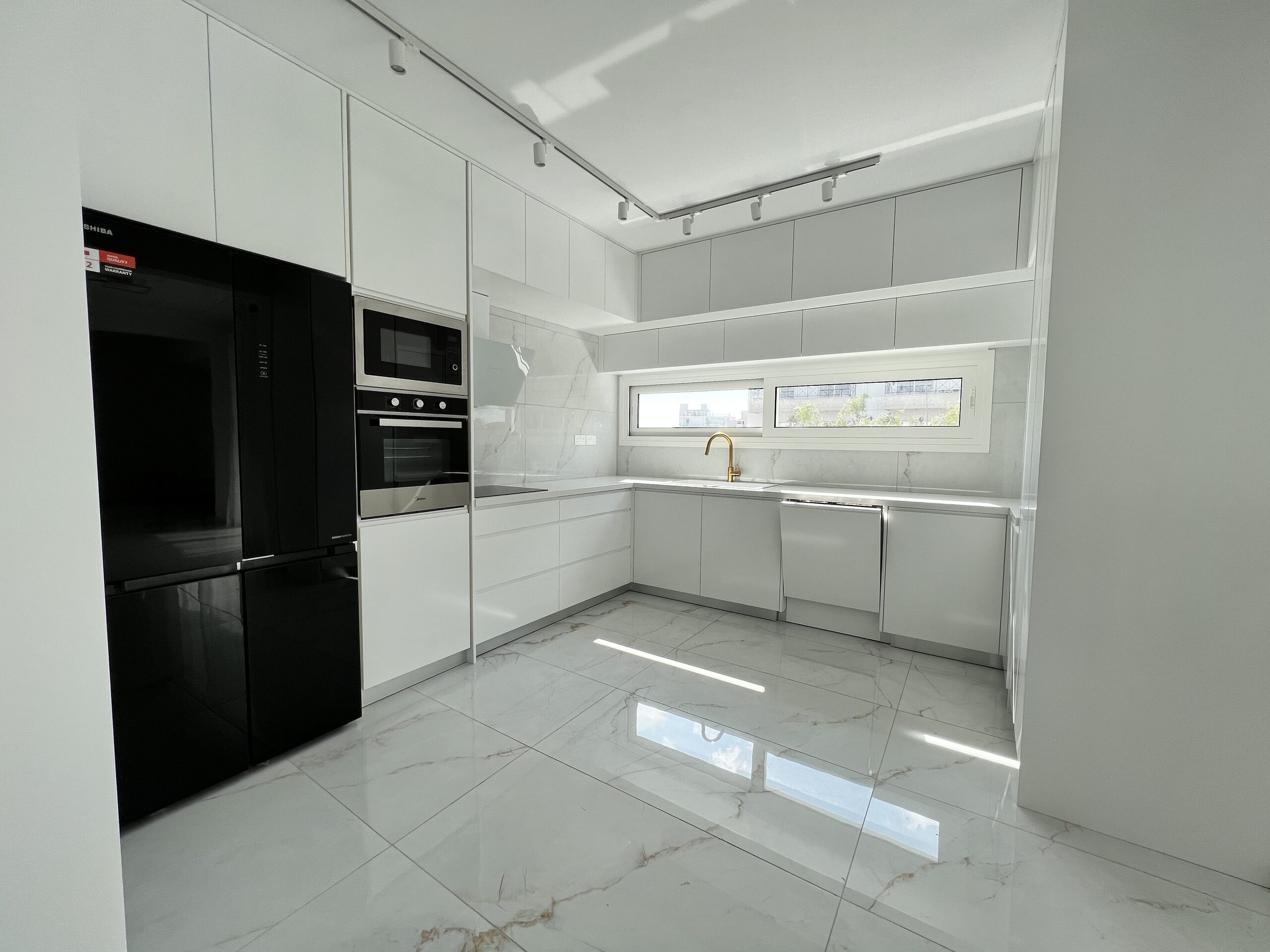 Property in Limassol photo 11